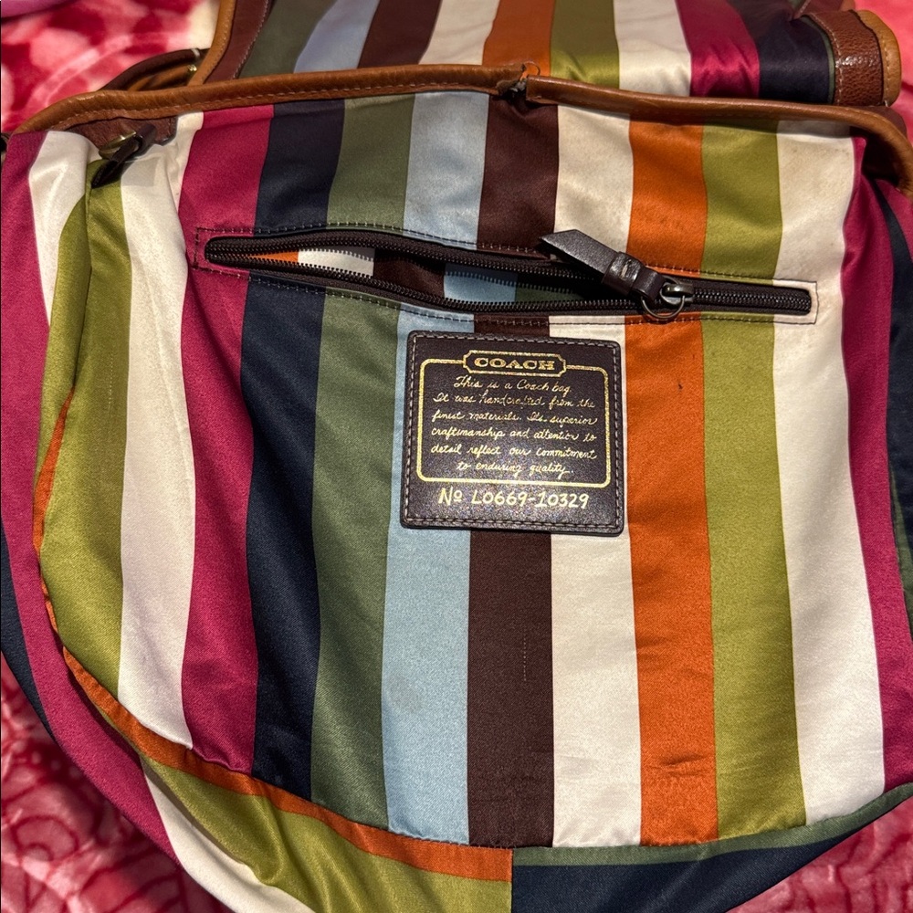 Vintage Coach Legacy Shoulder Bag - Picture 11 of 16